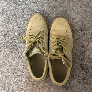 Nike Women’s Olive Stefan Janoski